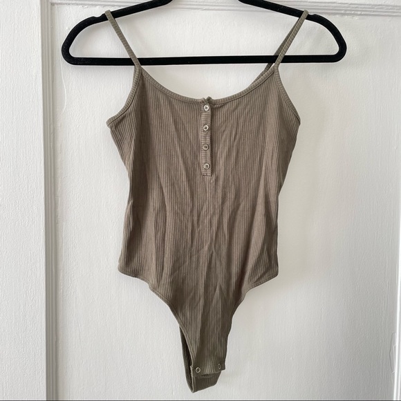 NWOT Garage Henley Cami Bodysuit - Picture 1 of 5